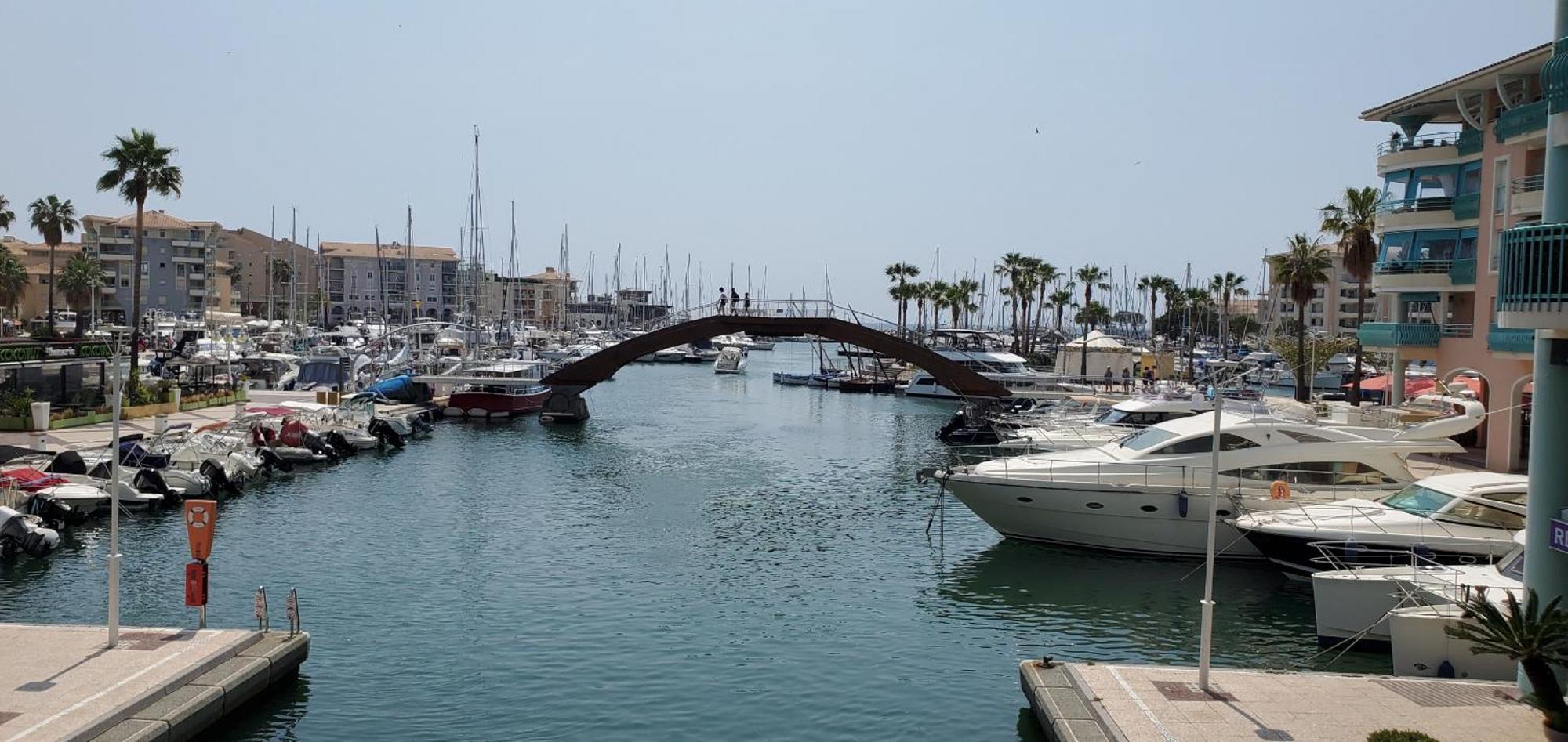 Fréjus Residence Cap Hermes, Incroyable Vue Sur Le Port, מראה חיצוני תמונה